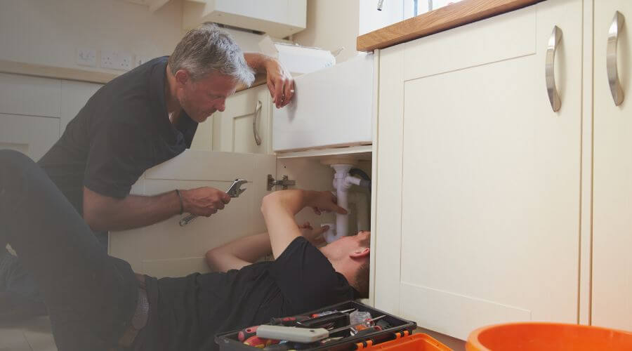 Professional burst pipe repair services in Nemaha, NE