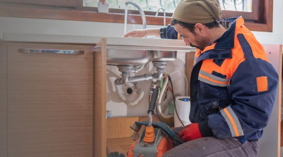Expert burst pipe repair services in Nemaha, NE